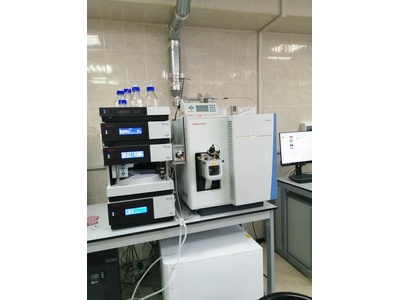 84438-22: Хроматограф жидкостный UltiMate 3000 с масс-спектрометрическим детектором TSQ Fortis 